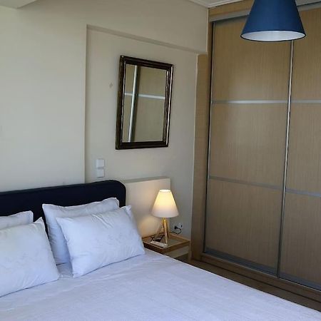Fly Me To The Moon! Apartman Athén Kültér fotó