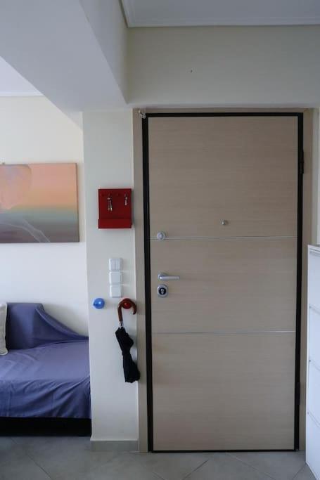 Fly Me To The Moon! Apartman Athén Kültér fotó